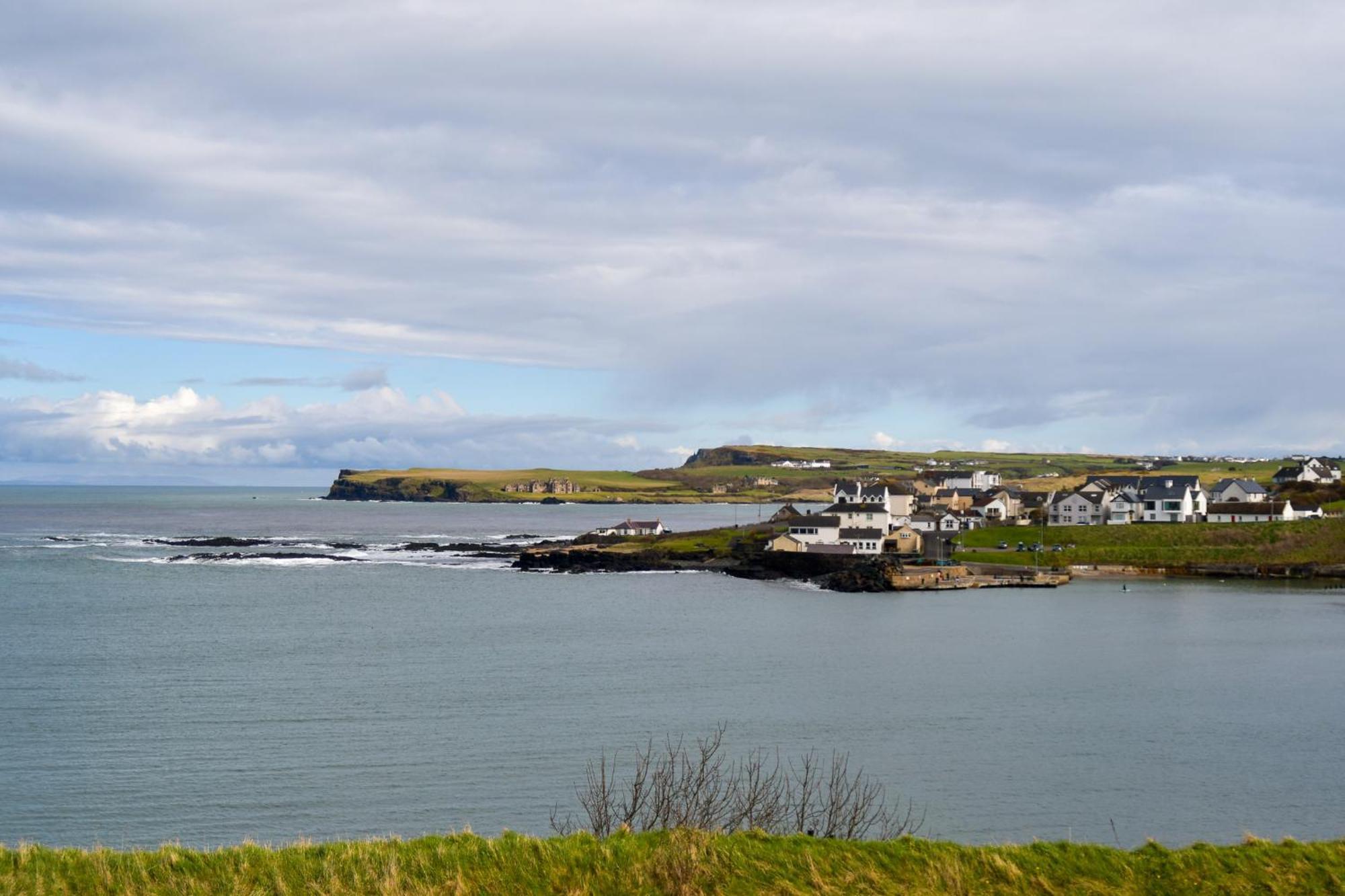 Shoreline Portballintrae North Coast Views Near Giants Causeway & Royal Portrush Exterior photo