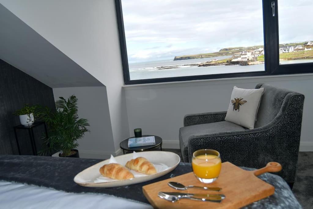 Shoreline Portballintrae North Coast Views Near Giants Causeway & Royal Portrush Exterior photo